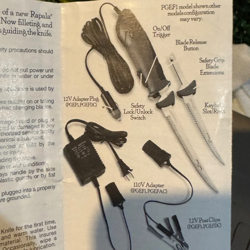 Rapala Electric Fillet Knife Set Portable 110V 12V Adapters Hard Case 6in Blade